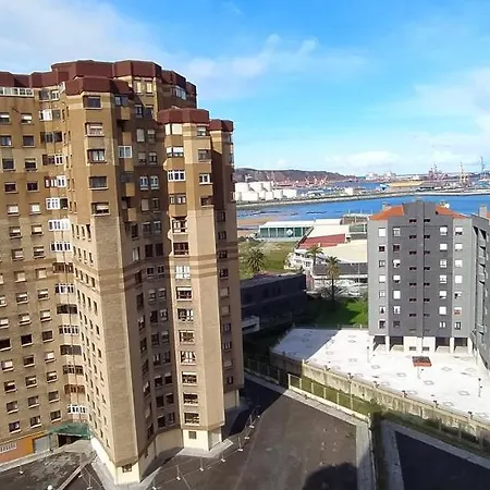 En Playa Del Arbeyal Gijón